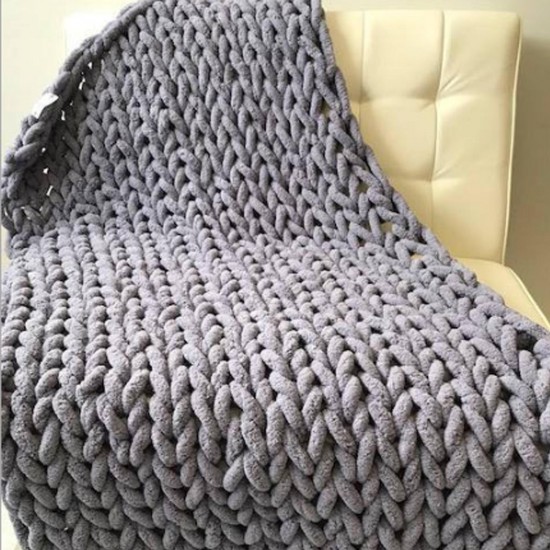 60 x 60cm Warm Winter  Handmade Crocheted Bed Knitted Sofa Cover Blankets