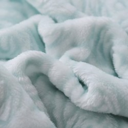Elegant Rose Stereoscopic Plush Flannel Fleece Warm Soft Blanket  Decor for Cover Sofa Bed Bedspread Winter